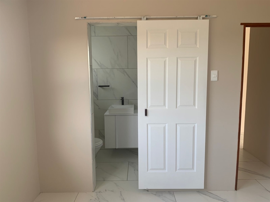 3 Bedroom Property for Sale in Kidds Beach Eastern Cape